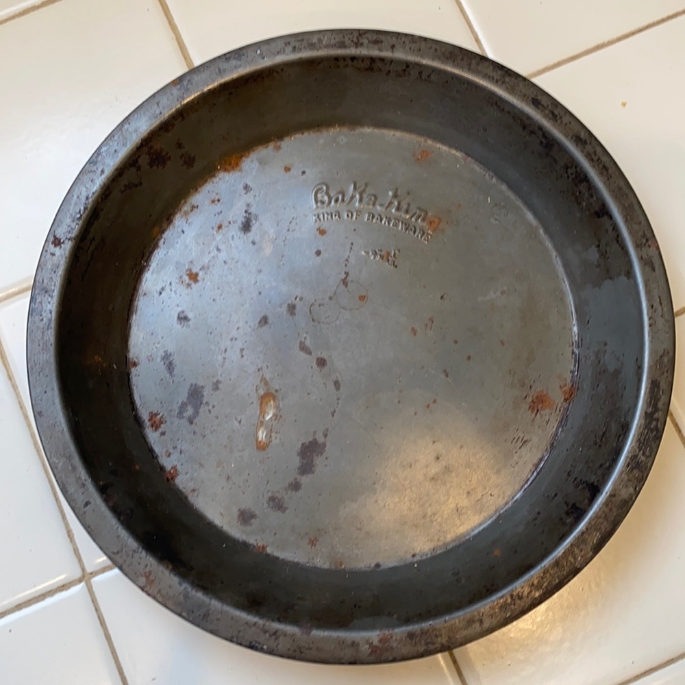 Vintage BAKE KING Tin Pie Pan Baking Dish Plate 8"